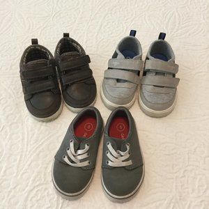 Lot: toddler boys shoes (size 5)